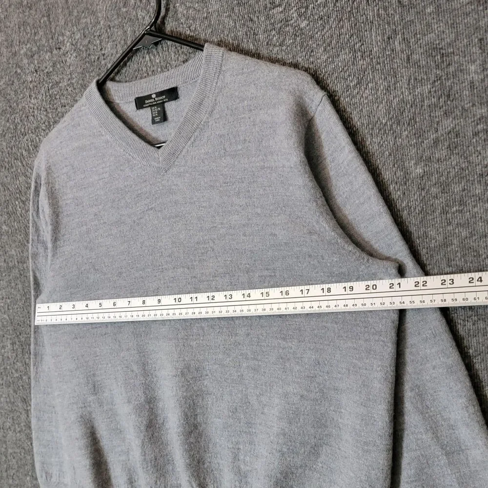 Daniel Bishop Sweater Mens M* Gray 100% Extra Fine Merino Wool V Neck Pullover